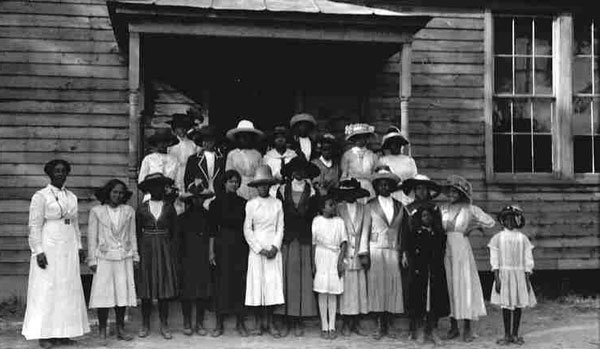 Photo of homemakers' club, Papers of Jackson Davis, MSS 3072, Special Collections, University of Virginia Library